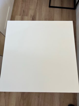 Mesa auxiliar Lack Ikea blanca
