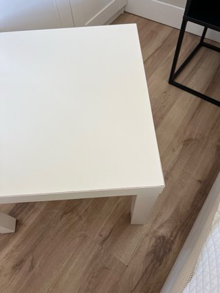 Mesa auxiliar Lack Ikea blanca
