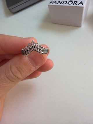 Anillo Pandora Tiara Corazón  precio real 84€
