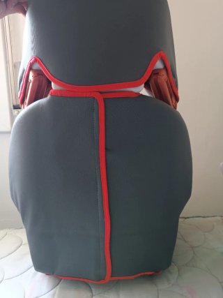 Silla de coche Chicco roja y gris