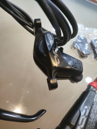Frenos Sram Code R Hidráulicos