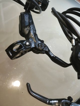 Frenos Sram Code R Hidráulicos