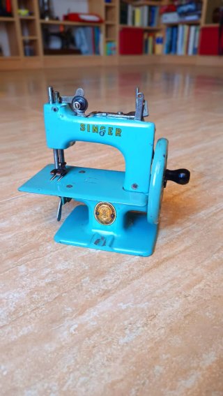 Máquina de coser antigua Singer 20k azul