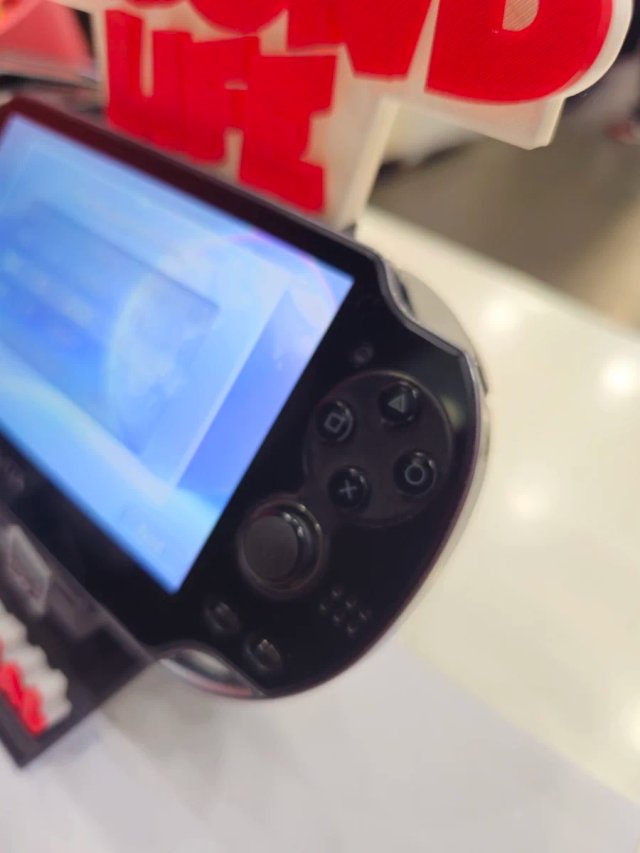 Sony PS Vita Negra