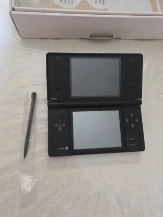 Nintendo DSi Nera
