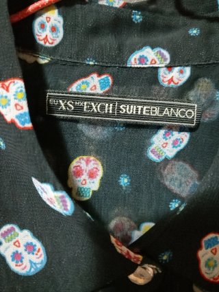 Camisa estampada calaveras