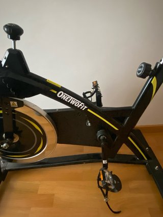 Bicicleta Estática OneTwoFit