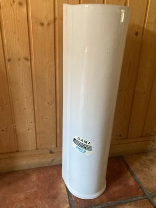 Lavabo de cerámica blanco