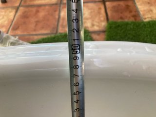 Lavabo de cerámica blanco