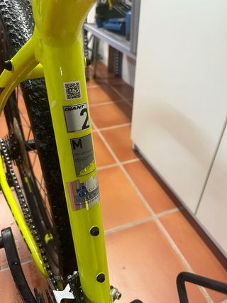 Bicicleta Giant BTT Amarilla