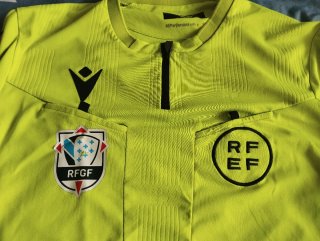 Camisetas Árbitro Macron Amarilla y Rosa