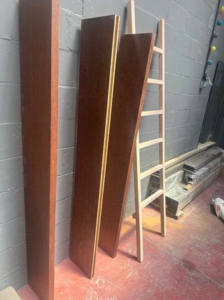 Baldas de madera flotantes (3 unidades)