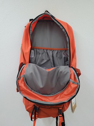 The North Face Mochila 36L Naranja