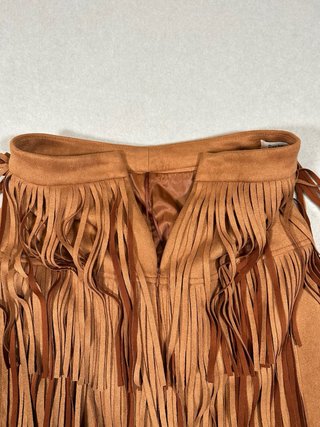 Falda antelina camel con flecos Talla S