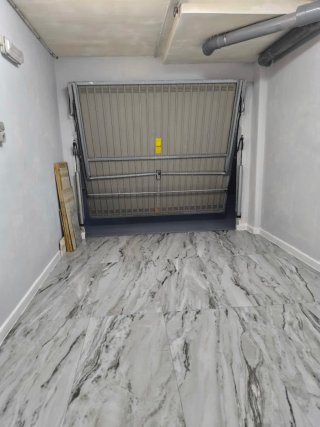 Hola, alquilo garaje cabinado en Benidorm Gemelos