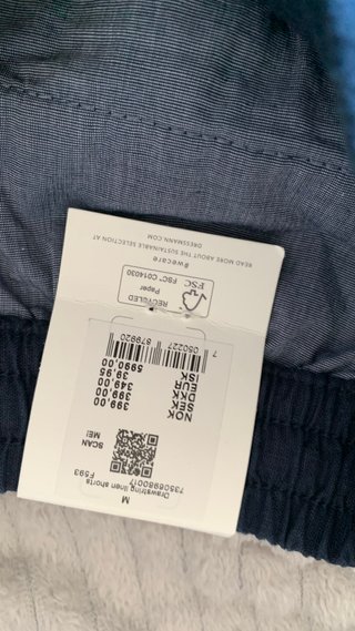 Pantalón corto azul