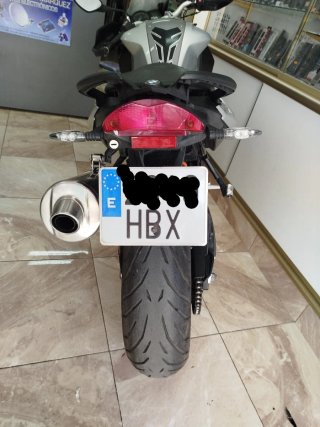 BMW F800R Moto Naked limitable para el carnet a2..