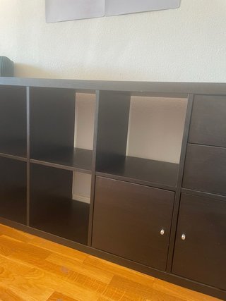 Estantería negra Ikea