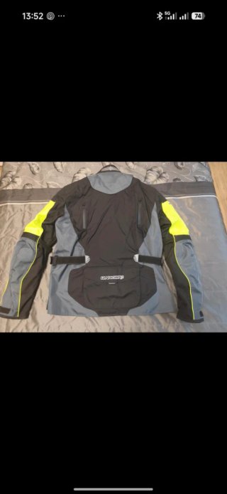 Chaqueta Moto ONBOARD Negra y Flúor 4 estaciones