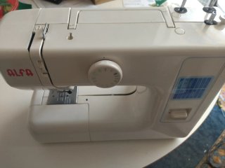 Máquina de coser Alfa JD 1804