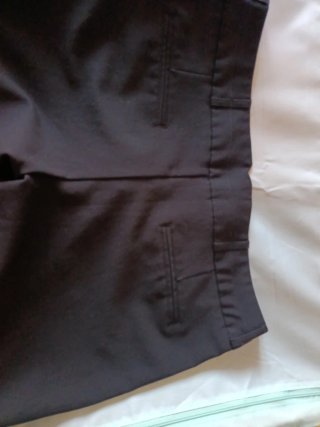 Pantalones de traje acampanados, tela fresquita.
