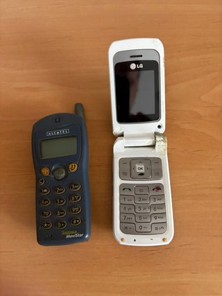 Lote 2 Telefoni Cellulari Alcatel e LG