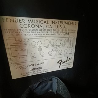 Amplificador Fender Twin Amp 100W Válvulas