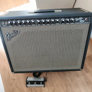 Amplificador Fender Twin Amp 100W Válvulas