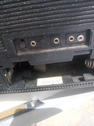Radio Cassette Sanyo M2422 FM/AM Años 80