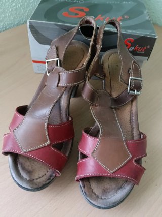 Sandalias piel talla 36  Cuero+Rojo