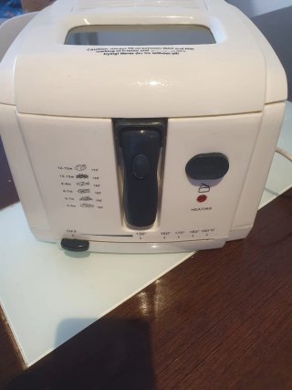 Freidora eléctrica pequeña