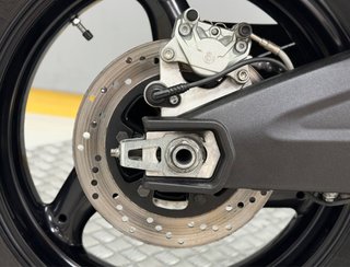DUCATI MONSTER 696