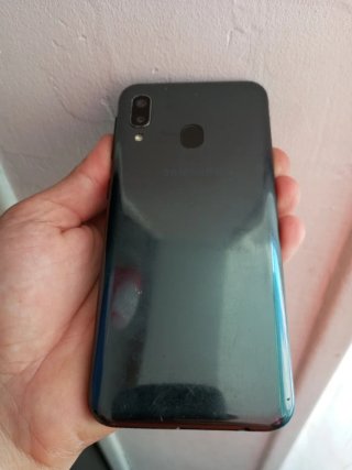 2 móviles para piezas Xiaomi y Samsung