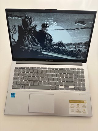 Asus Vivobook Go 15 (SEMINUEVO)