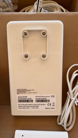 Router ZTE 5G Outdoor MC889