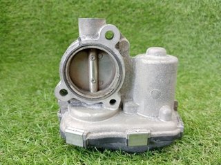 059131477c caja mariposa audi a4 berlina 8w2 92645