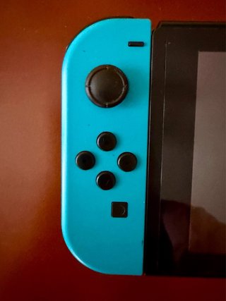 Nintendo Switch + Accesorios + Funda