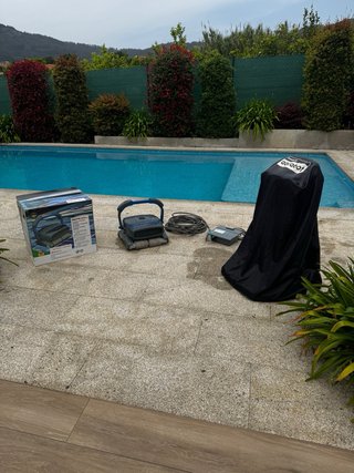 Robot AstralPool. Limpiafondos para piscina