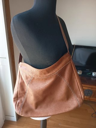 Borsa a spalla in pelle marrone chiaro