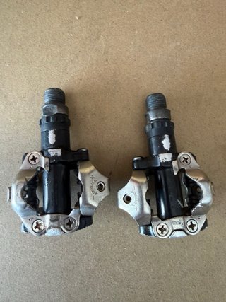 Pedales automáticos Shimano
