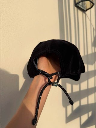 Gorra Miu Miu Terciopelo Negro