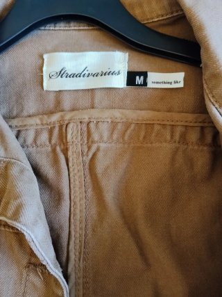 Cazadora vaquera Stradivarius marrón Talla M