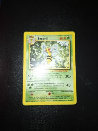 Pokémon Beedrill Base Set Carta