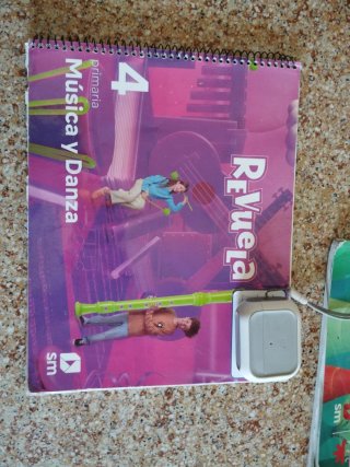 Libro música 4 primaria.