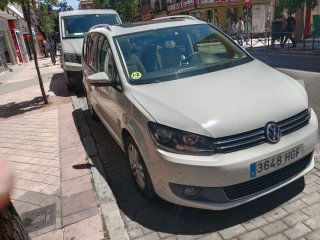 Volkswagen Touran 2011