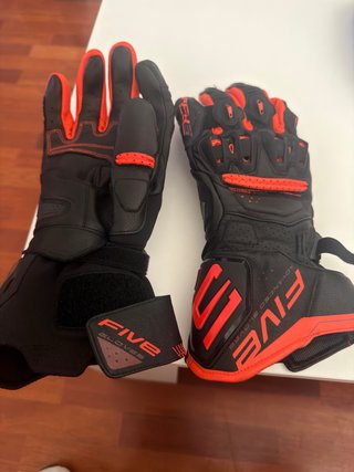 Guantes de moto FIVE verano negros y rojos