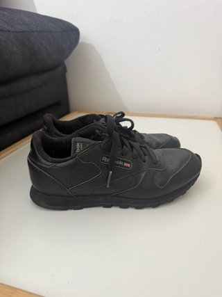 Tenis Reebok Clásicos Negros