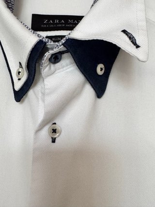 Camisa Zara Man Blanca con detalles en azul marino