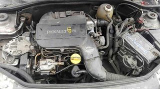 Centralita motor renault 237783 8200118521 clio ii