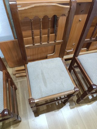 Mesa extensible + 3 sillas